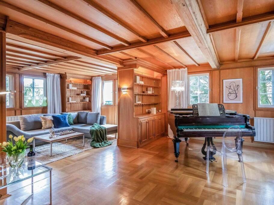איפהופן Maisonette-Appartment In Historischem Ambiente מראה חיצוני תמונה
