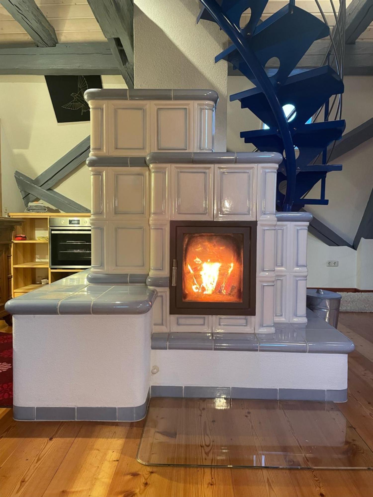איפהופן Maisonette-Appartment In Historischem Ambiente מראה חיצוני תמונה